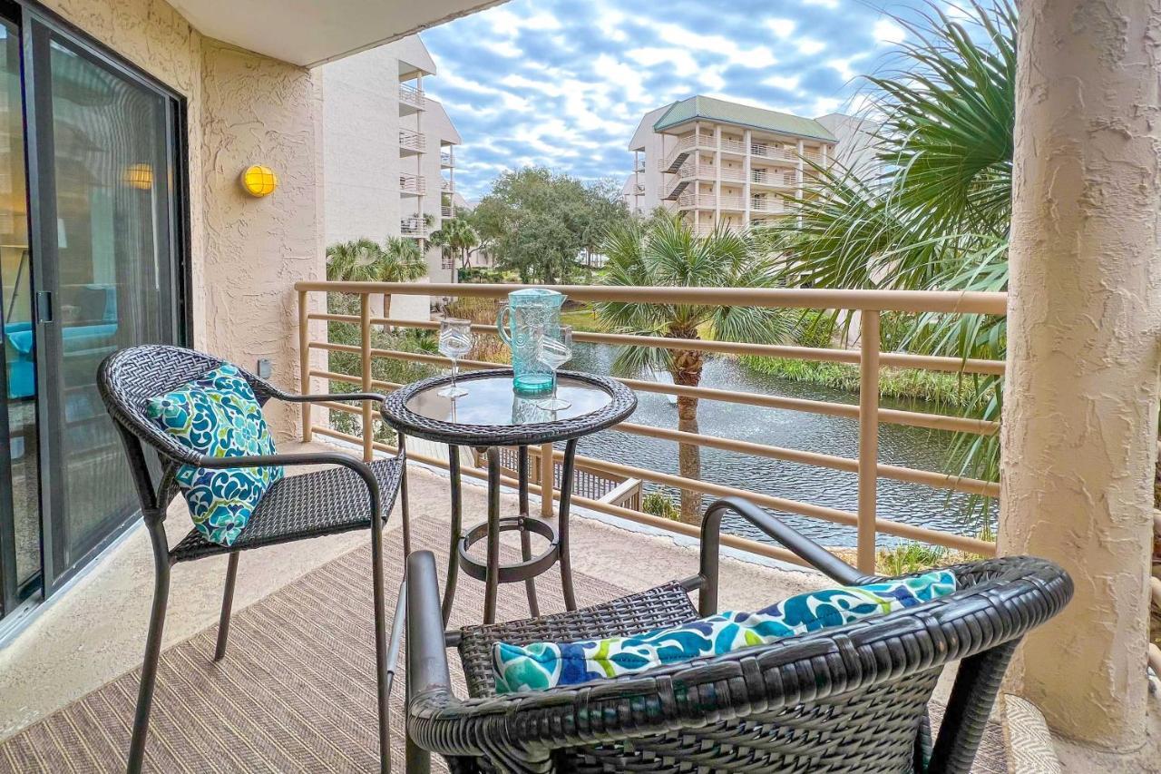 Palmetto Dunes Villa With Lagoon And Fountain Views ヒルトンヘッドアイランド エクステリア 写真