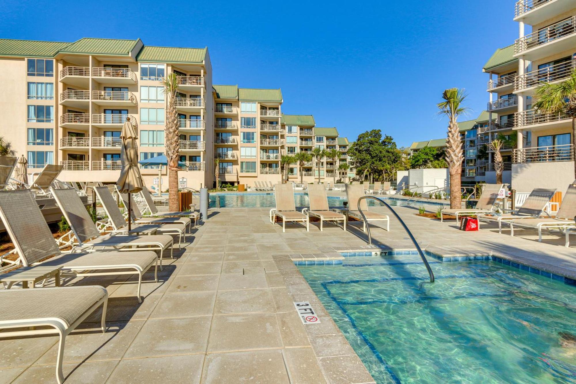 Palmetto Dunes Villa With Lagoon And Fountain Views ヒルトンヘッドアイランド エクステリア 写真